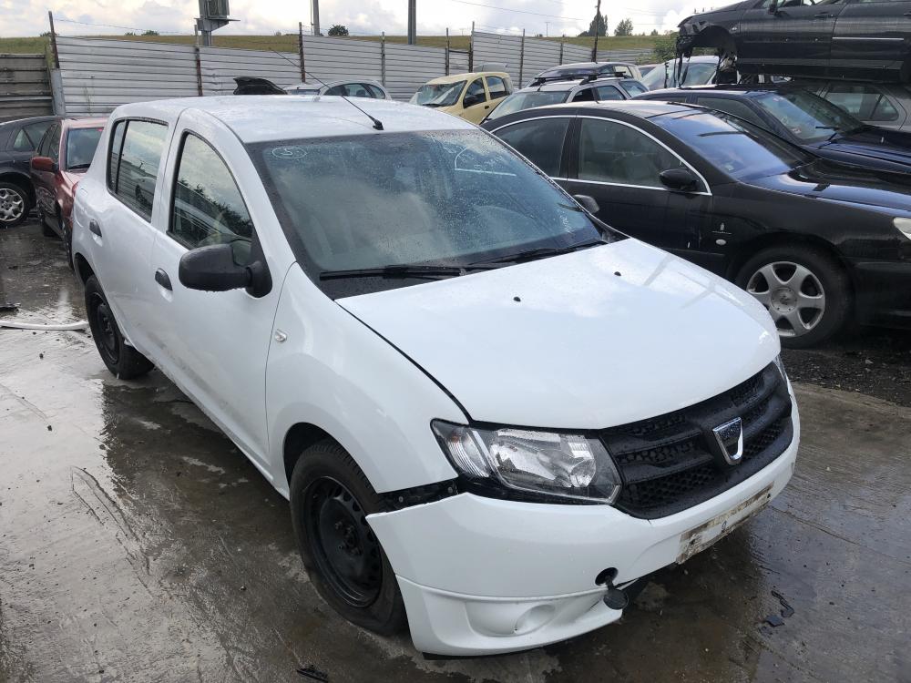 Dacia Sandero 1,2i - na prodej náhradní díly z tohoto vozu 
